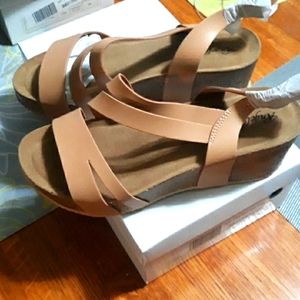 Angel steps Sandals sz 8M,  6,  6.5